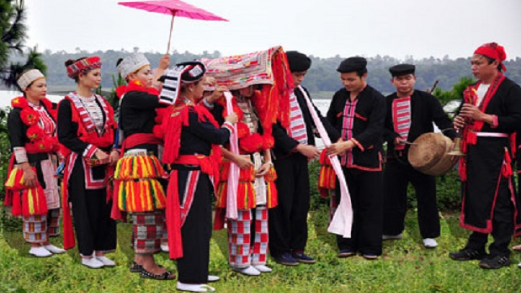 Lầy tzình páo dung thứ 6 hoi 28/12/2018