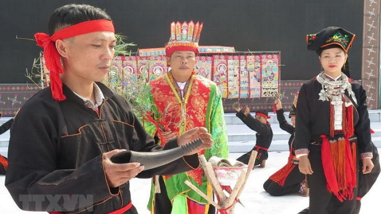 Lầy tzình phát sinh ìu miền vả thứ 4 hoi 26/8/2020