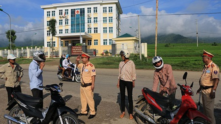 Pành on chào tầu