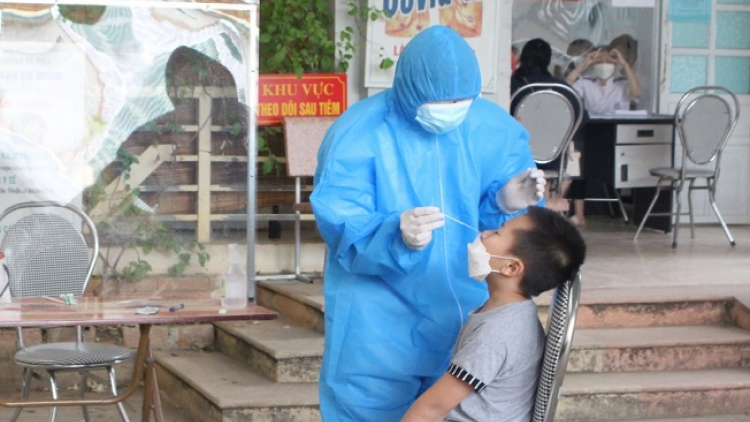 Sơn La : Chuổng khzé quyaz coz tìu khâuz kếu quàn y tế  tuyến đầu bùng pẻnh