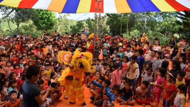 Daknông du\m  êbâo hnư mnơ\ng Trung thu brei mđup kơ hđeh mâo klei hd^p dleh