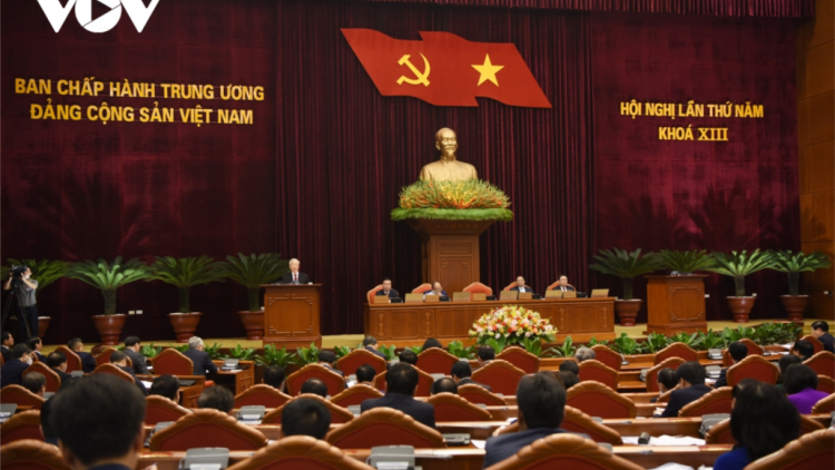 Phung ngă lŏ hma jing phŭn – Bruă lŏ hma jing kmeh krơ̆ng