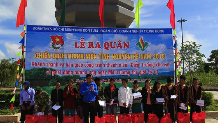 Kontum: Tơgu\ ngă bruă hlăk ai pơyơr pran jua bơyan pơdơi prong 2018