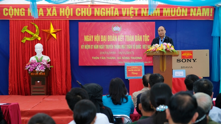 Khoa dêh ]ar ta ơi Nguyễn Xuân Phúc nao ]ua\ hăng mă bruă [ơi tơring ]ar Bắc Cạn