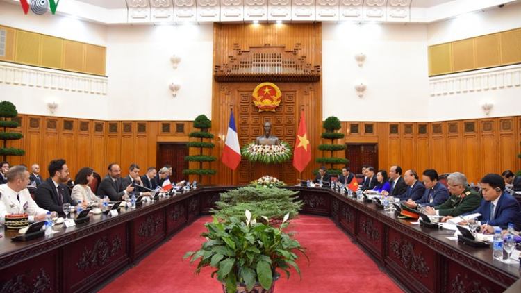 Khoa dêh ]ar Prăng ơi Adouard Philippe rai ]uă dêh ]ar Việt Nam