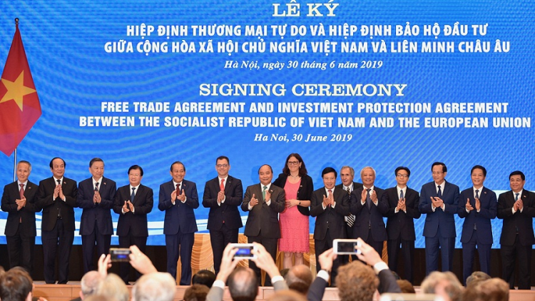 Việt Nam hăng EU k^ pơkôl s^ mơdrô rơngai EVFTA hăng AVIPA