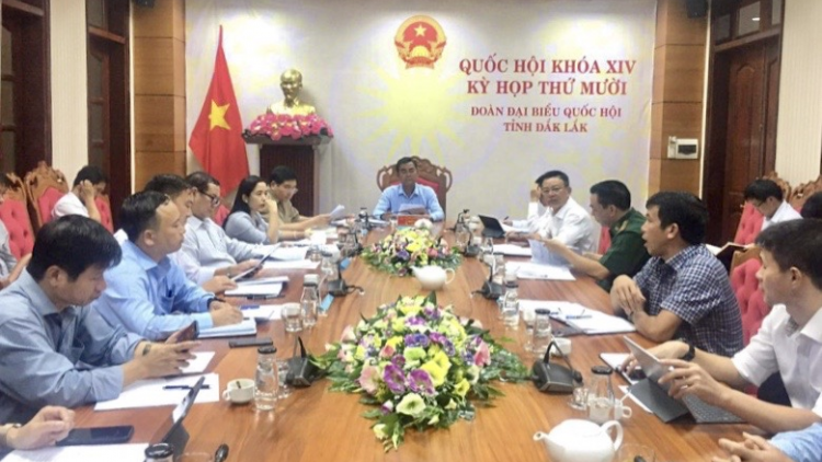 Daklak: Gru\p khua pơ ala Khua git gai wai lăng pơ ala mơnuih [ôn sang tơring ]ar mă bruă hăng tơring ]ar