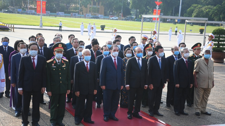 Khua mua Ping gah, Kơnuk kơna nao ]uă pơsat jep Khua mir sir Hồ Chí Minh hơdor glăi 75 thun Hrơi ako\ pơdong kơnuk kơna lo\n ia lơ 2/9