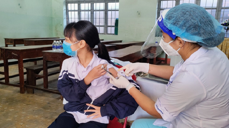 Dak Lak: pok pơhai tlâ̆o vaccine pơgang Covid kơ čơđai sang hră gưl II