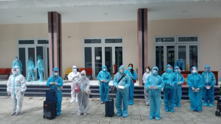 Mrô mơnuih ƀă Covid 19 đĭ lu Lâm Đồng brơi F0 dưi pơjrao pơ sang