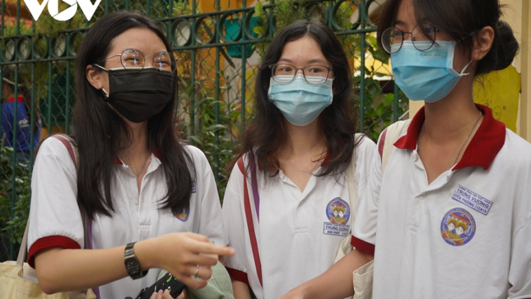 Pơđut pơplông mă ƀăng anih 12  gưl dêh čar tal sa thun 2021