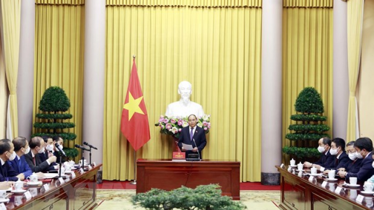 Khua mir sir jao bruă mă kơ ƀing khua anih jưh pơ ala Việt Nam pơ tač rơngiao