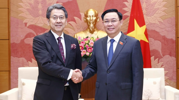 Khua git gai wai lăng pơ ala mơnuih ƀôn sang dêh čar tŭ jum Khua Khul wai lăng Sang prăk gum hrom Jar kơmar Japan