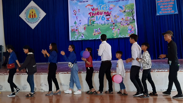 Kon Tum: Uă broă lơh drơng gàr ai kơnòm dềt geh rài kis kal ke in