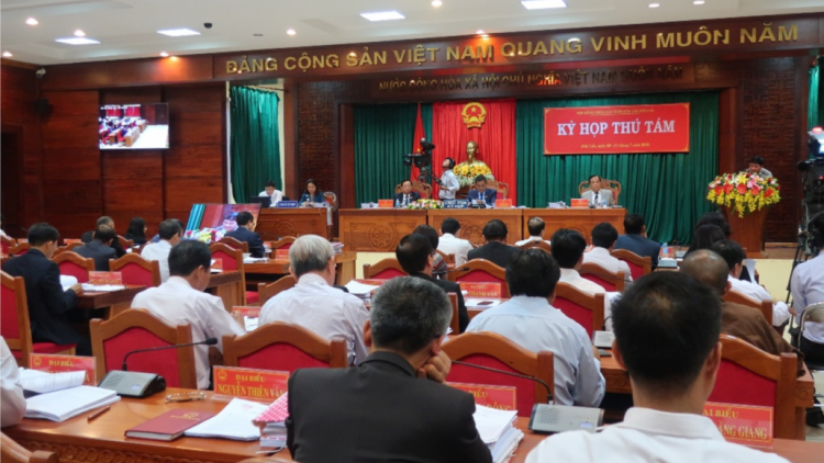 Dak Lak: Mut pơrjum dơ\ 8, HĐND càr khoá 9