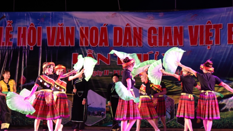 Dơ\ lơh chờ niam chài Việt Bắc tàm Tây Nguyên