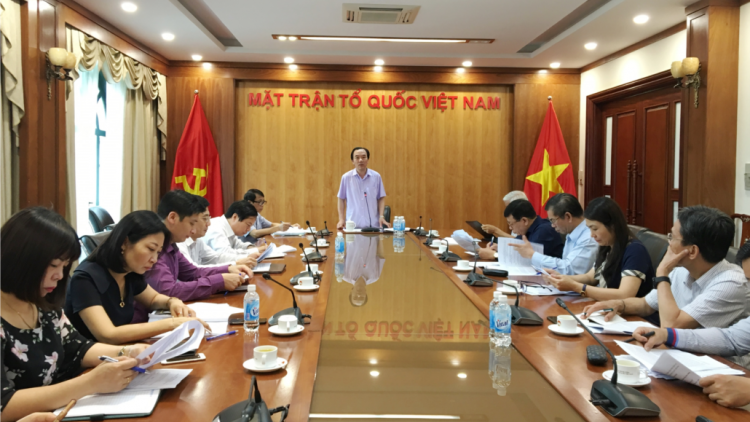 Gùng dà broă lơh sơlơ rcang sơndră sa kuề sa kùa bơh Mặt trận dà lơgar Việt Nam dê