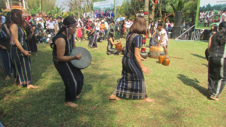 Prap gàr bơhìan niam chài yau-cing mồng: Broa\ lơh bơh cau K’Ho tàm Lâm Hà