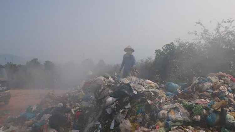 Làng bol kis tàm kơnhoàl Lăk càr Dak Lak tă priă lơh kloh siồ siă kờ` blơi…[ơ\