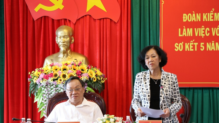 Kuang atbồ Ban dân vận dà lơgar la mò Trương Thị Mai lơh broa\ mờ tỉnh ủy Dak Nông