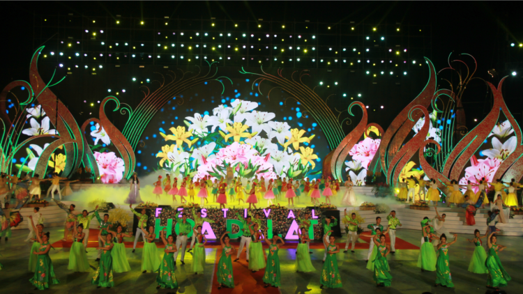 Dơ\ mut lơh Festival bơkàu Dà Làc mờ tơngume “Dà Làc mờ bơkàu”
