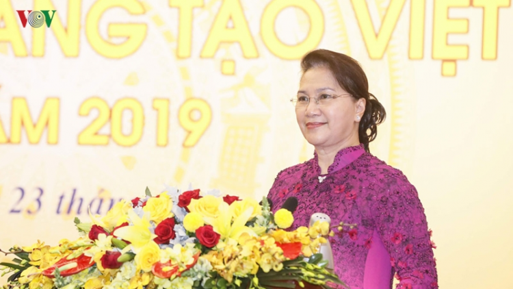 Chủ tịch Quốc hội tus bal dơ\ yal Sră rm^t bơceh pa Việt Nam 2019