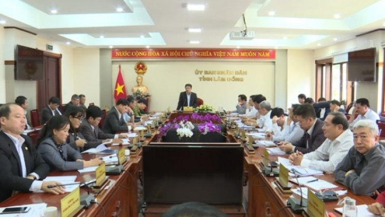 UBND càr Lâm Đồng pơrjum sền wơl broă lơh sa- mpồl bơtìan nhai 8