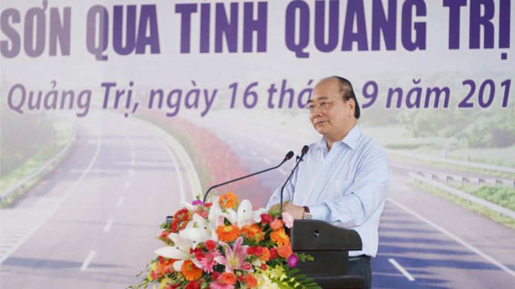 Thủ tướng Nguyễn Xuân Phúc yal kơrnoat sồr sơn đờm mut lơh rơndap broă lơh gơl gùng ntoat rat tiah đah Tô - đah Jum