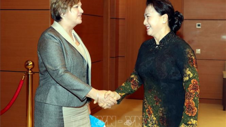Chủ tịch Quốc hội mò Nguyễn Thị Kim Ngân wă kuang atbồ ala măt kes priă kơnòm dềt Liên Hợp Quốc tàm lơgar Việt Nam
