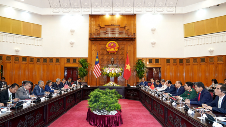 Thủ tướng ồng Nguyễn Xuân Phúc cri bơyai mờ Thủ tướng lơgar Malaysia