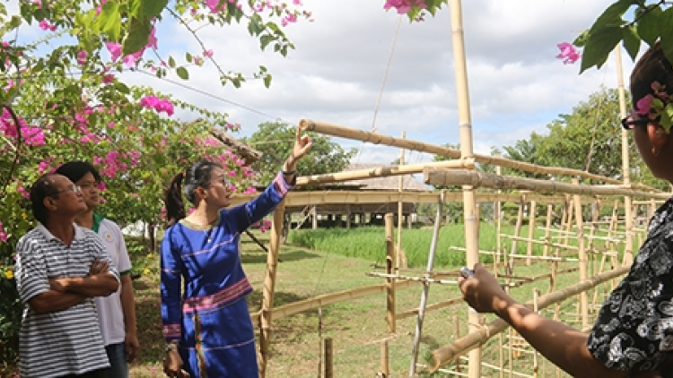 Nàng sap đờng T’rưng sùm mpong ntas