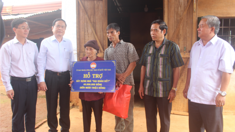 Mpồl kuang bàng bơh Ủy ban Mặt trận dà lơgar Việt Nam lơh broă tàm Dăk Nông