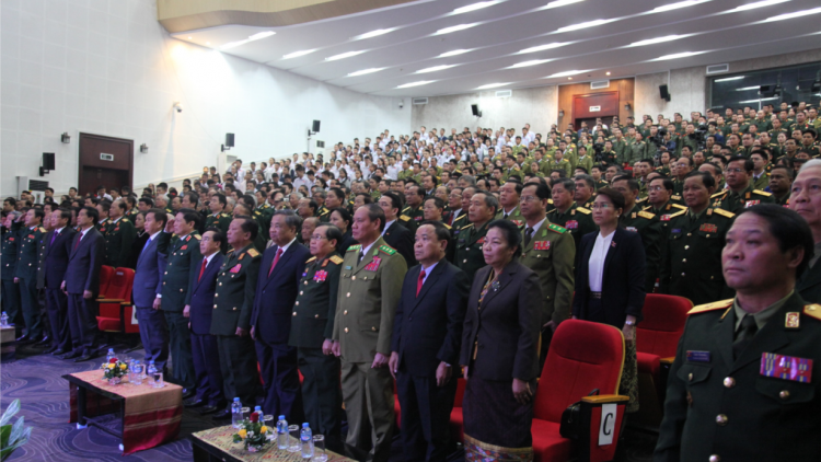Dơ\ Tơngkah kir sơnrai 70 nam Ngai ling lòt lơh broă dong kờl is mờ cau mờng chài lơgar Việt Nam dê lơh jăt kơnòl broă dunia dong kờl Kăc màng Lào