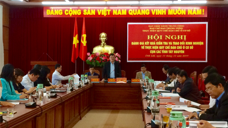 Ală càr Tây Nguyên lơh jăt niam bơta pal jăt làng bol lơh tờm tàm kơnă hơđơm
