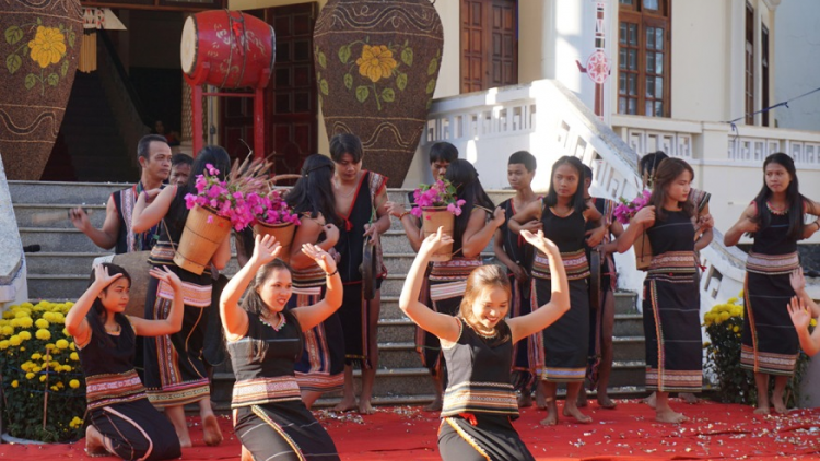 Càr Kon Tum bơyai lơh bơta niam nam pa – Nam pa Kỷ Hợi 2019