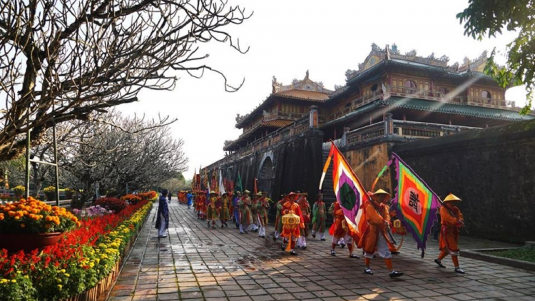 Chồl pràn broă pơgồp bal, lơh pràn broă tơnguh bơtàu nhơl chờ tiah tàm gùl lơgar – Tây Nguyên
