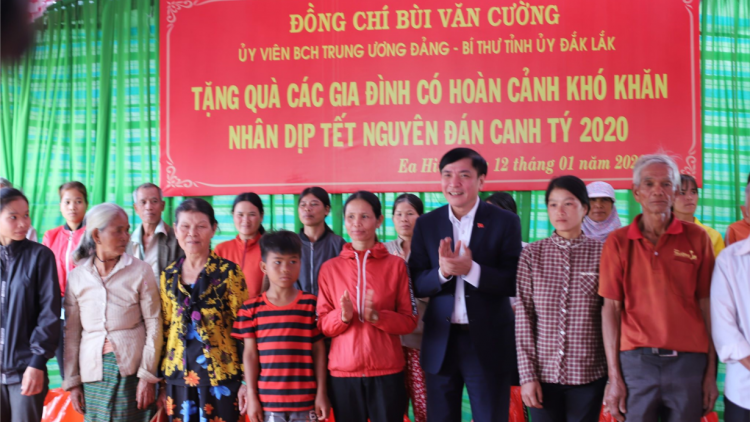 Dak Lak: Rlau 200 hìu bơnhă r[ah, hìu bơnhă geh sră dong kờl bơh dà lơgar geh pà phan sa tềp