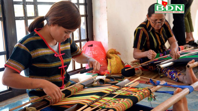 Niam chài rùp sềr bơka Tây Nguyên dê