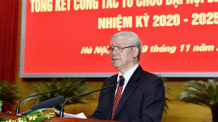 Tổng Bí thư, Chủ tịch lơgar, ồng Nguyễn Phú Trọng đơng lam pơrjum kuang bàng gùt lơgar