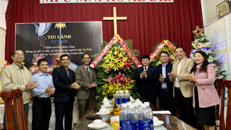 Dak Lak: Kuang đơng lam bồ càr nting bơr gờm chờ ngai Kơnrà` Lik lìng ală hìu jum Yàng Bàp, Yàng Tin lành