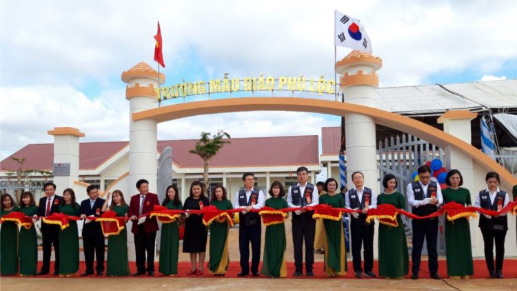 Rlau 4 tơlak dolar Mỹ dong kờl ờ di Chính phủ đơng lam nàng lam lơh broă gàr tơl niam rài kis mpồl bơtìan tàm càr Dak Lak