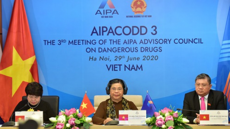 Pơrjum Hội đồng pơlam AIPA bè ma túy ngòt rơ ngơt dơ\ 3