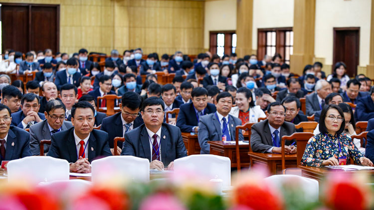 Tơn jơh pơrjum Đảng ủy Khối ală anih lơh broă càr Lâm Đồng