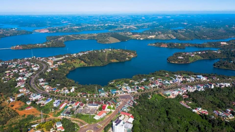 {òn dờng Gia Nghĩa- Tiah drà pa bơh kơnhoàl ù tiah đah jum Tây Nguyên dê