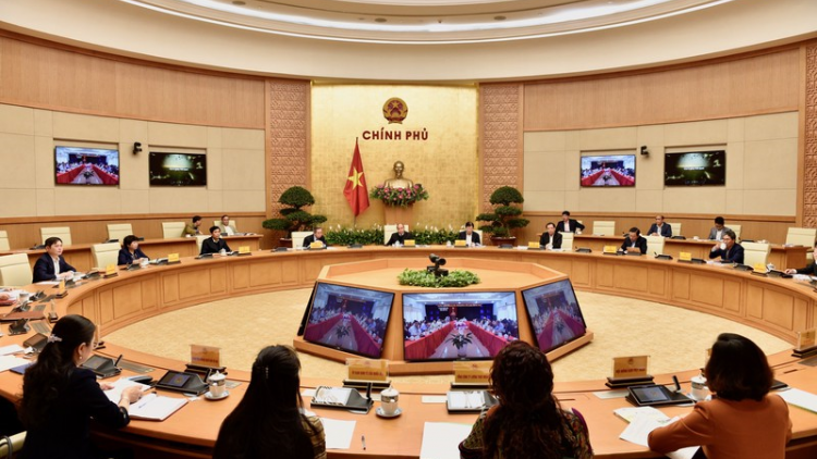 Thủ tướng ồng Nguyễn Xuân Phúc đơng lam pơrjum tơn jơh 10 nam rơndăp broă lơh kờ` geh tơl phan sa