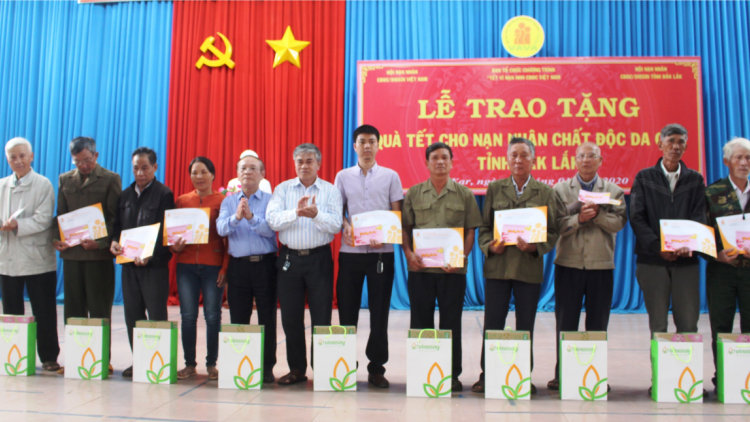 Pà phan sa tềp ai cau gơtìp sơnơm khih dioxin lơh aniai tàm Dăk Lăk in