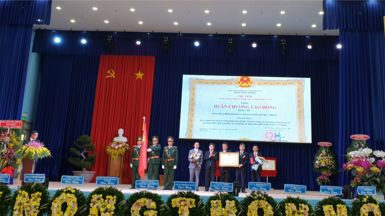 Càr Lâm Đồng yal kơnhoàl dơ\ 2 geh khà [òn lơgar pa