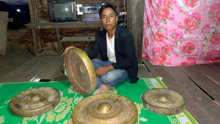 Cau gàr huềng soàn cing mồng Pờ Tó