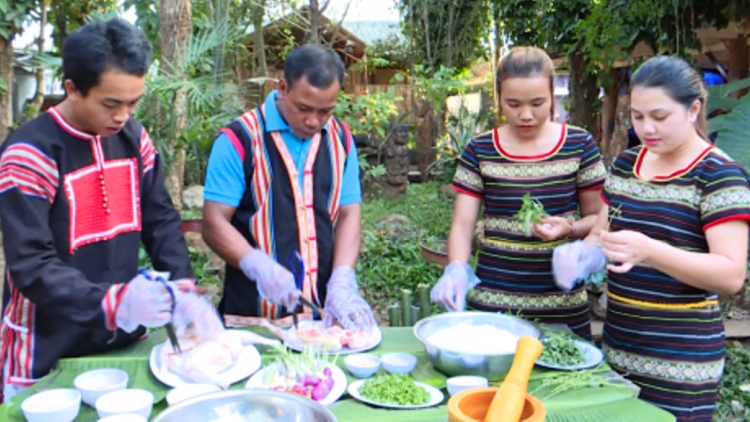 Phan sa ờ mờng kòn cau Jarai, Bơnhàr gơs phan sa bơkah tàm hìu tăc phan sa