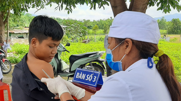 Kon Tum sền go\ tai 4 nă cau kòp mờ 4 tiah geh kòp bạch hầu